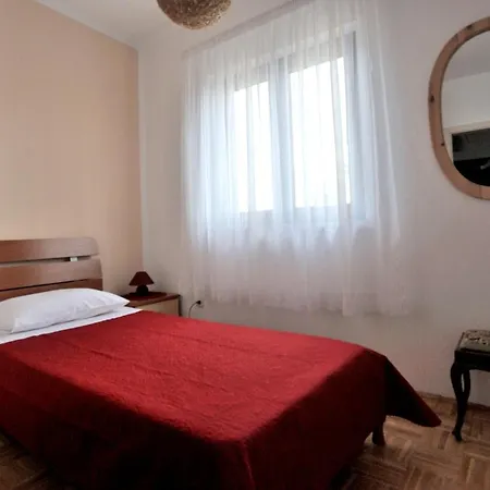 Family Vinja - Privat Garden - Whirlpool *