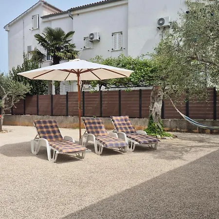 Vinja - Ground Floor - Garden * Poreč