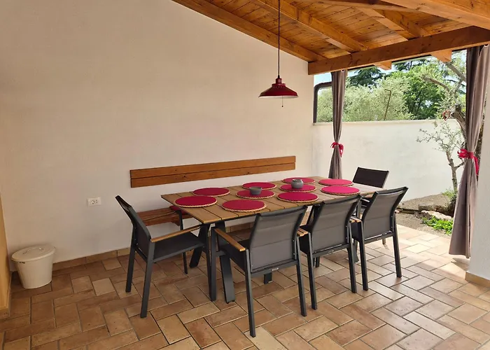 Family Vinja - Privat Garden - Whirlpool