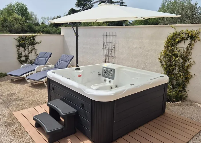 Family Vinja - Privat Garden - Whirlpool Διαμέρισμα *